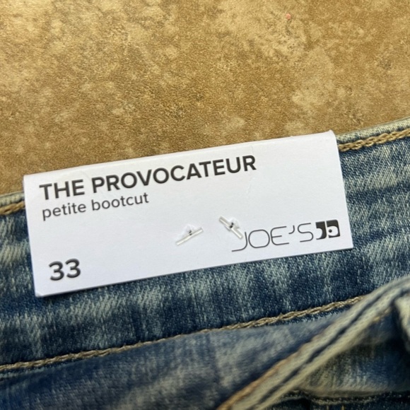 THE PROVOCATEUR
PETITE BOOTCUT // FLAWLESS // 30" INSEAM // SWEET AS SUGAR sz 33 - Picture 6 of 12